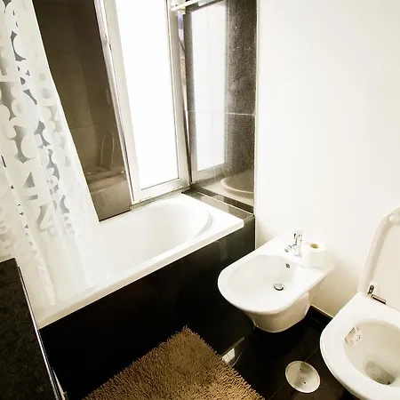 Quinta Da Nogueira Apartment