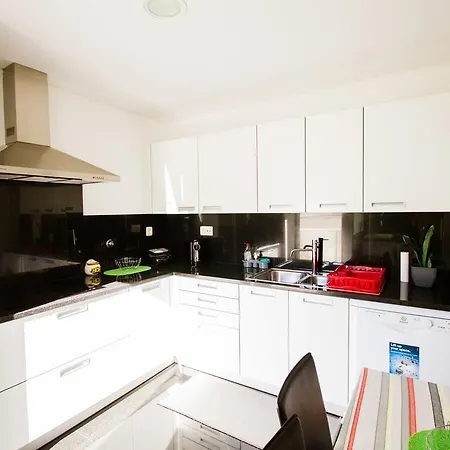 Quinta Da Nogueira Apartment